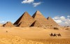 این طور از اهرام ثلاثه مصر بازدید می کنند + فیلم